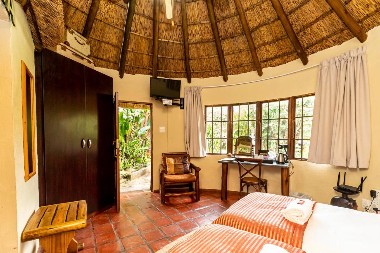 Fish Eagle Manor