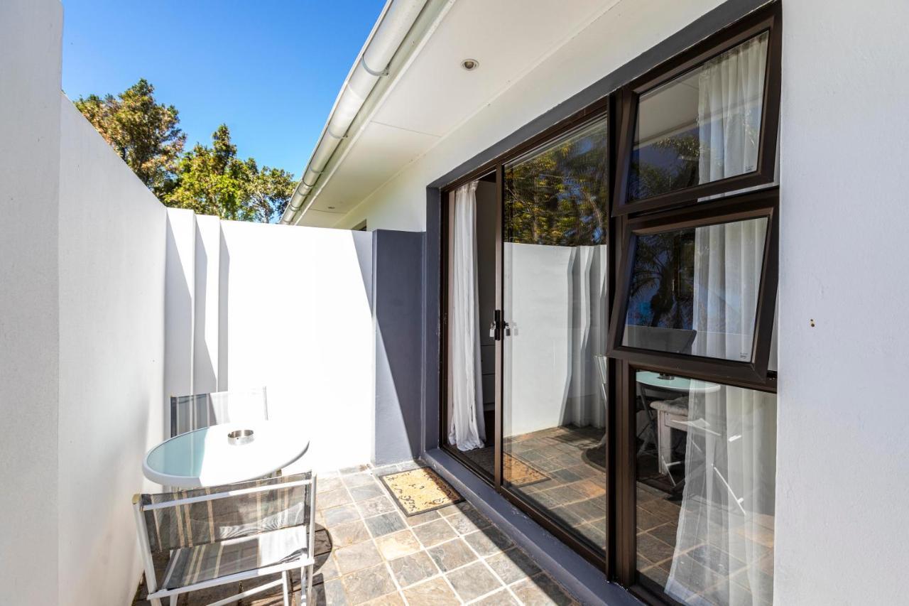 Fish Eagle Manor 4* East London