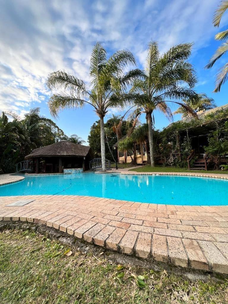 Fish Eagle Manor 4*